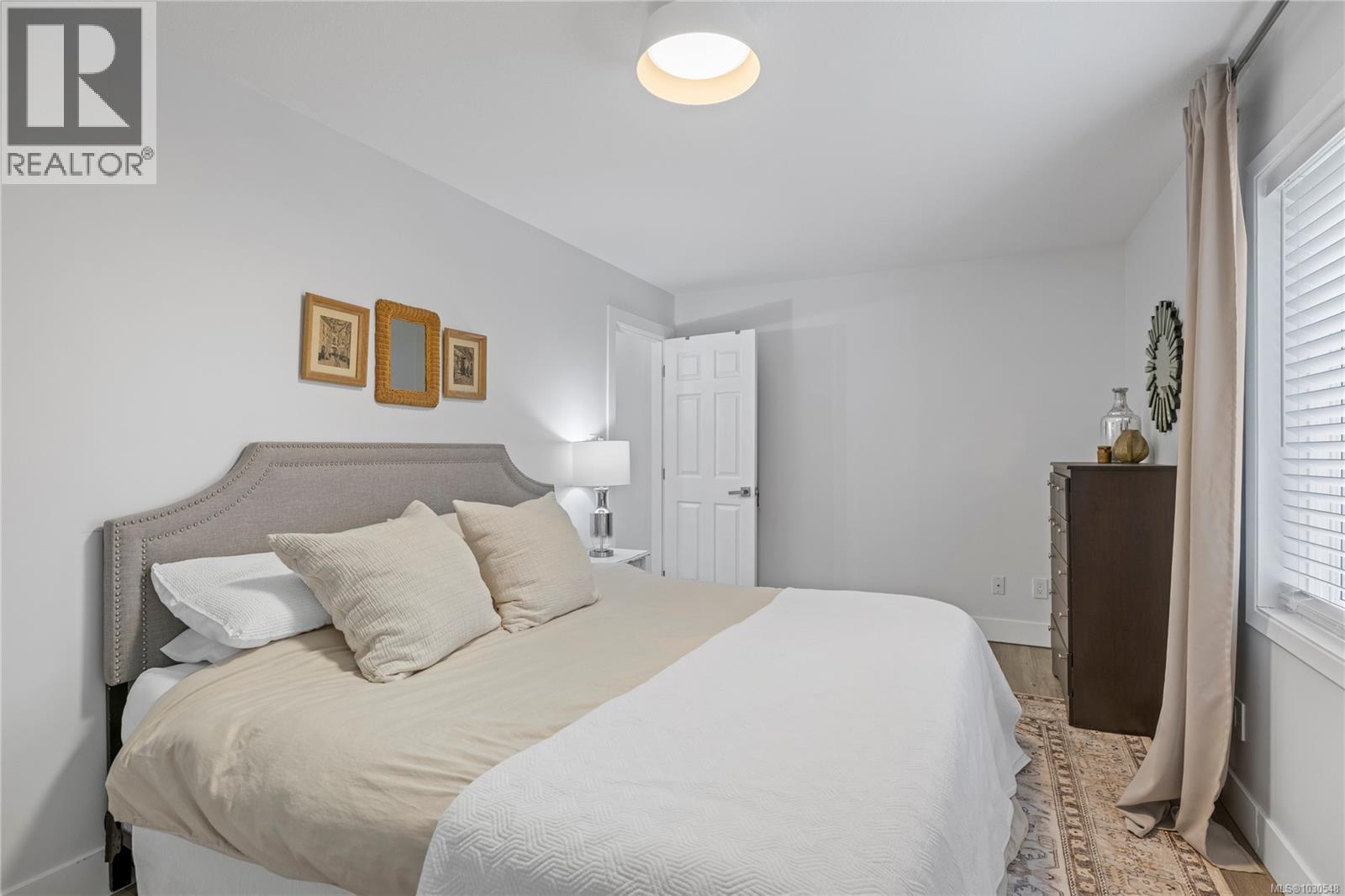 2191 FLORENCE DR - 22