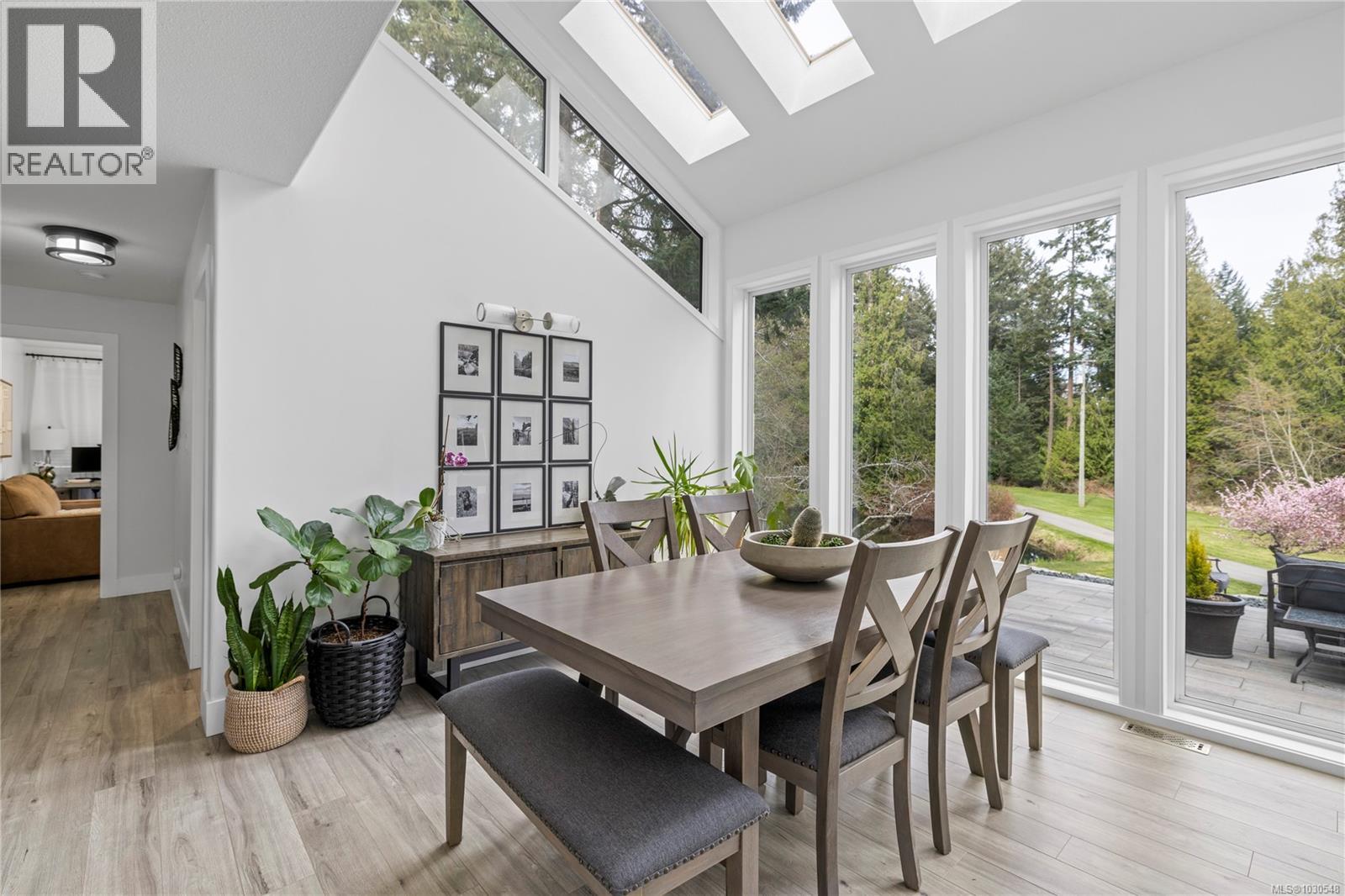 2191 FLORENCE DR - 25