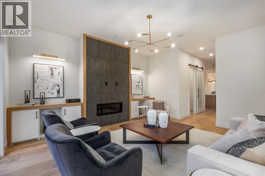 Single Family House for Sale in   Street NW Hillhurst Calgary 