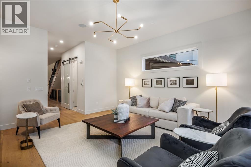 Single Family House for Sale in   Street NW Hillhurst Calgary 