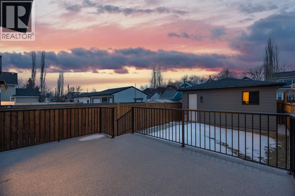 Single Family House for Sale in   Street NW Hillhurst Calgary 