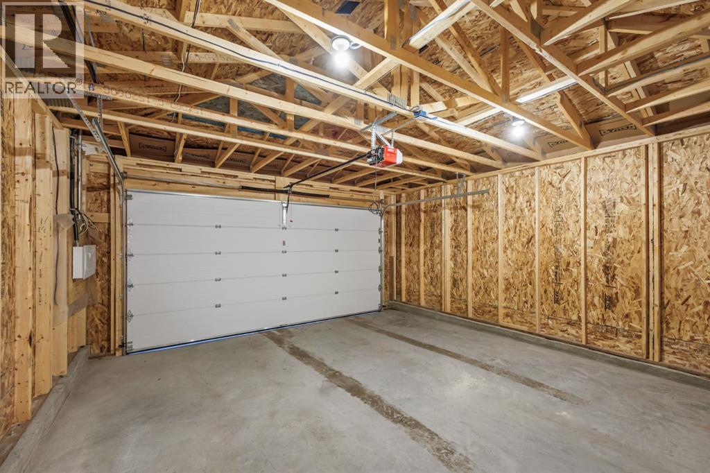 Single Family House for Sale in   Street NW Hillhurst Calgary 