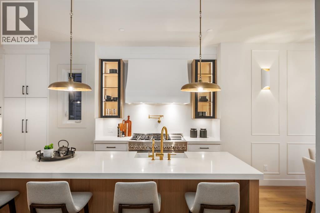 Single Family House for Sale in   Street NW Hillhurst Calgary 