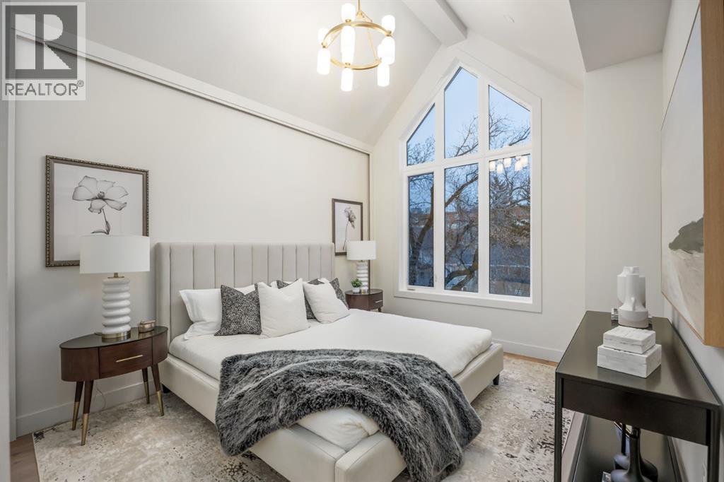 Single Family House for Sale in   Street NW Hillhurst Calgary 