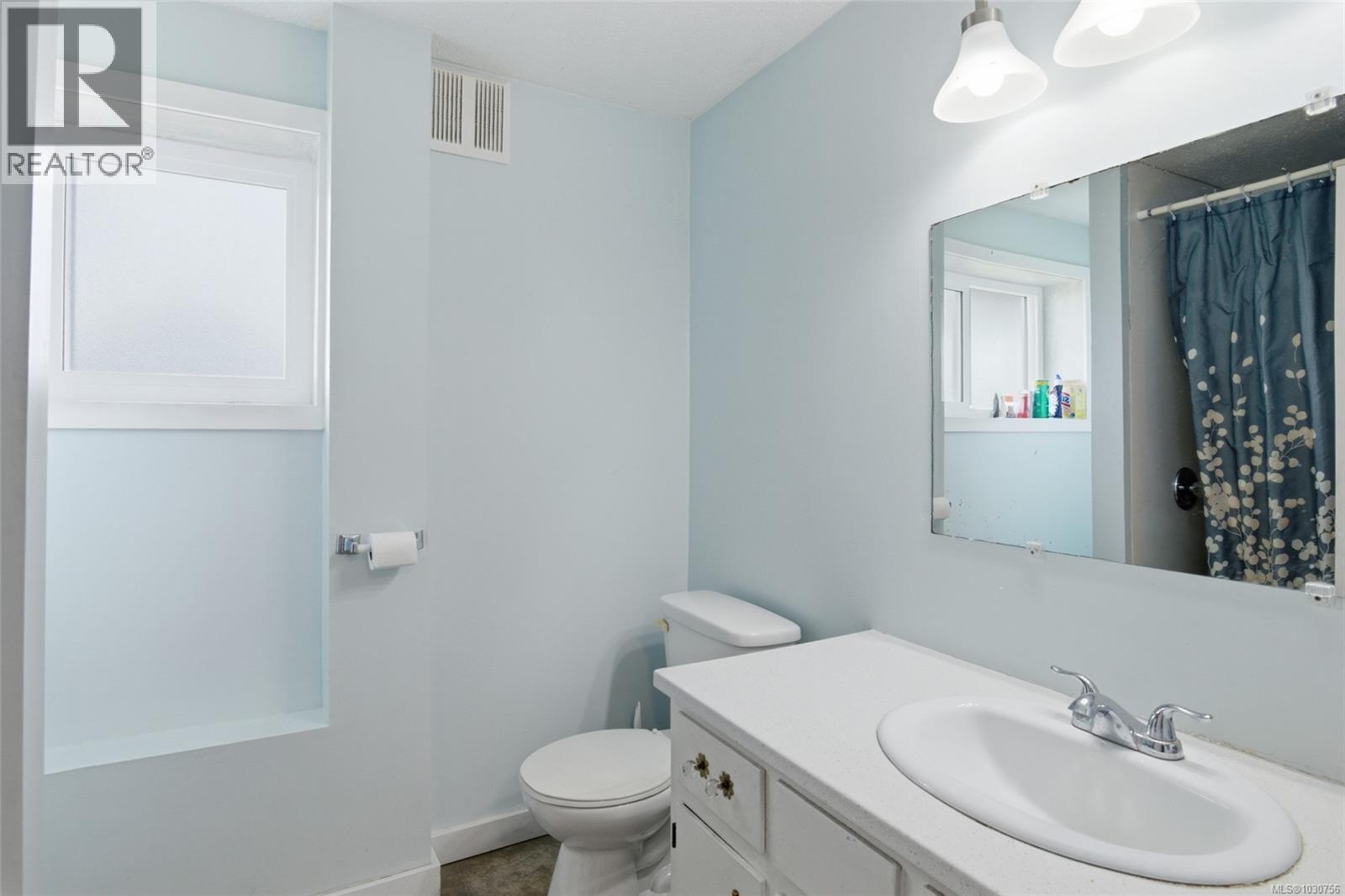 4090 Wood Ave, Port Alberni