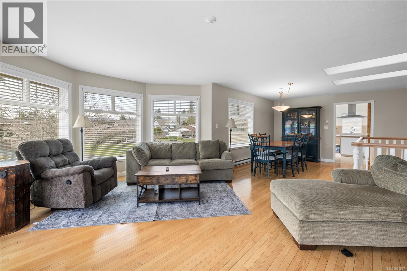 615 Chinook Ave - 2