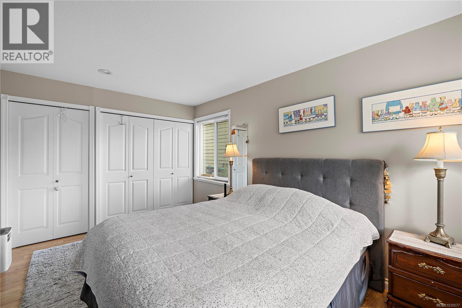 615 CHINOOK AVE - 52