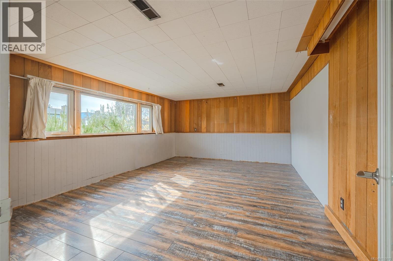 5438 Haslam Dr, Port Alberni