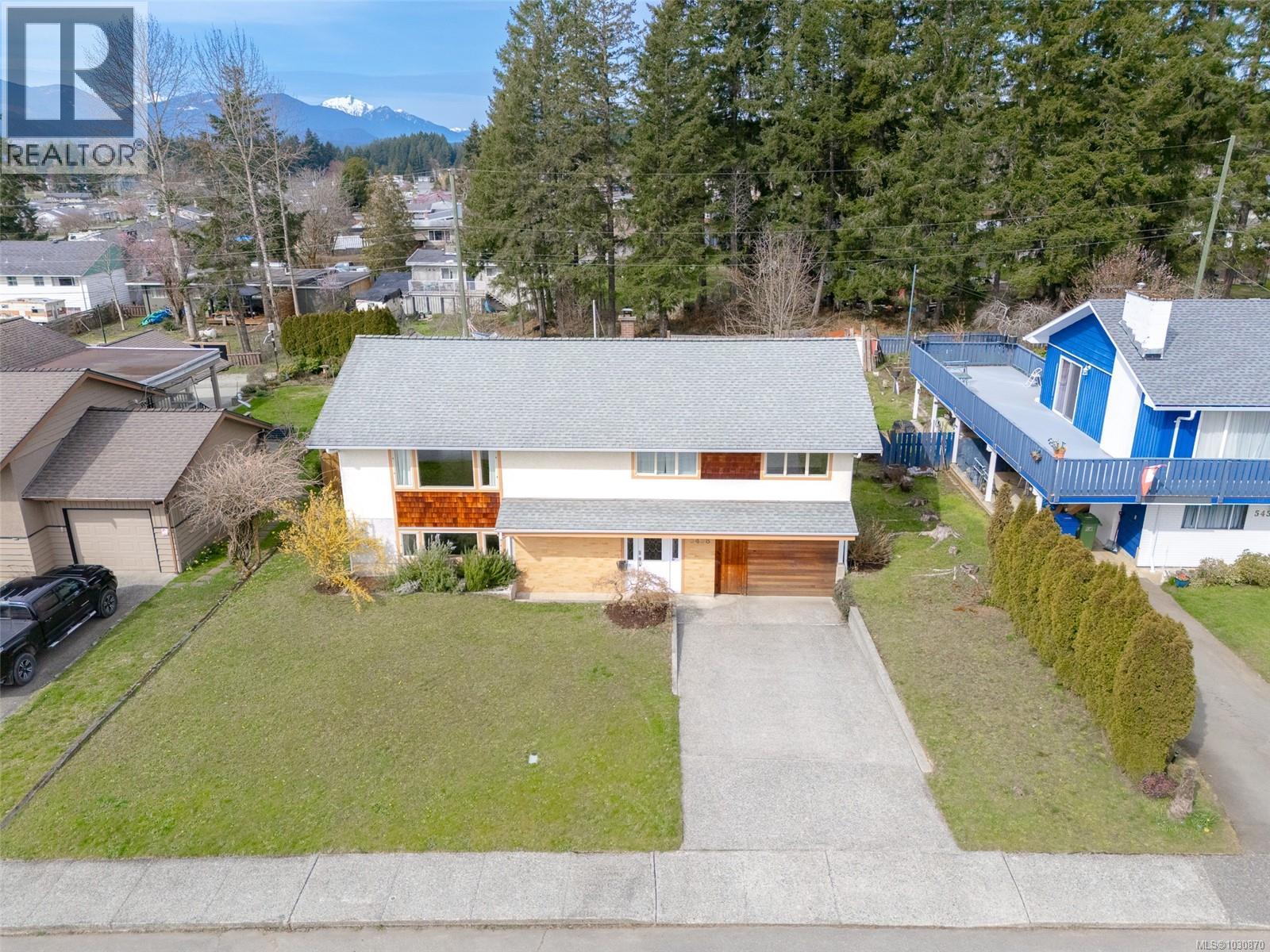 5438 Haslam Dr, Port Alberni