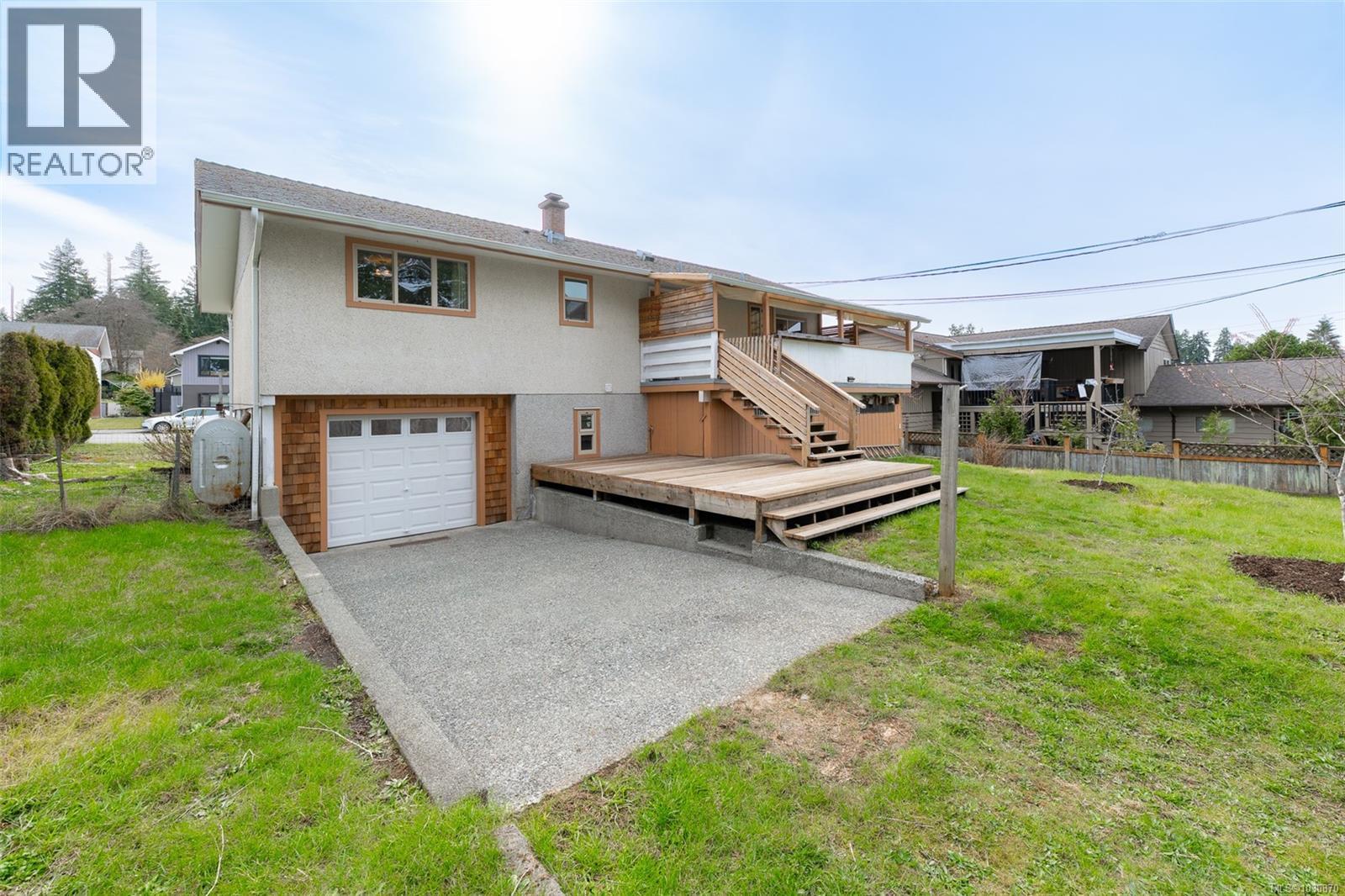 5438 Haslam Dr, Port Alberni