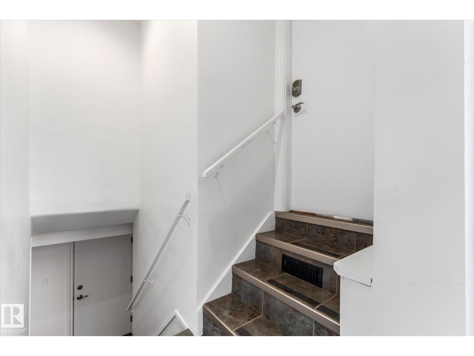 10920 132 ST NW, Edmonton