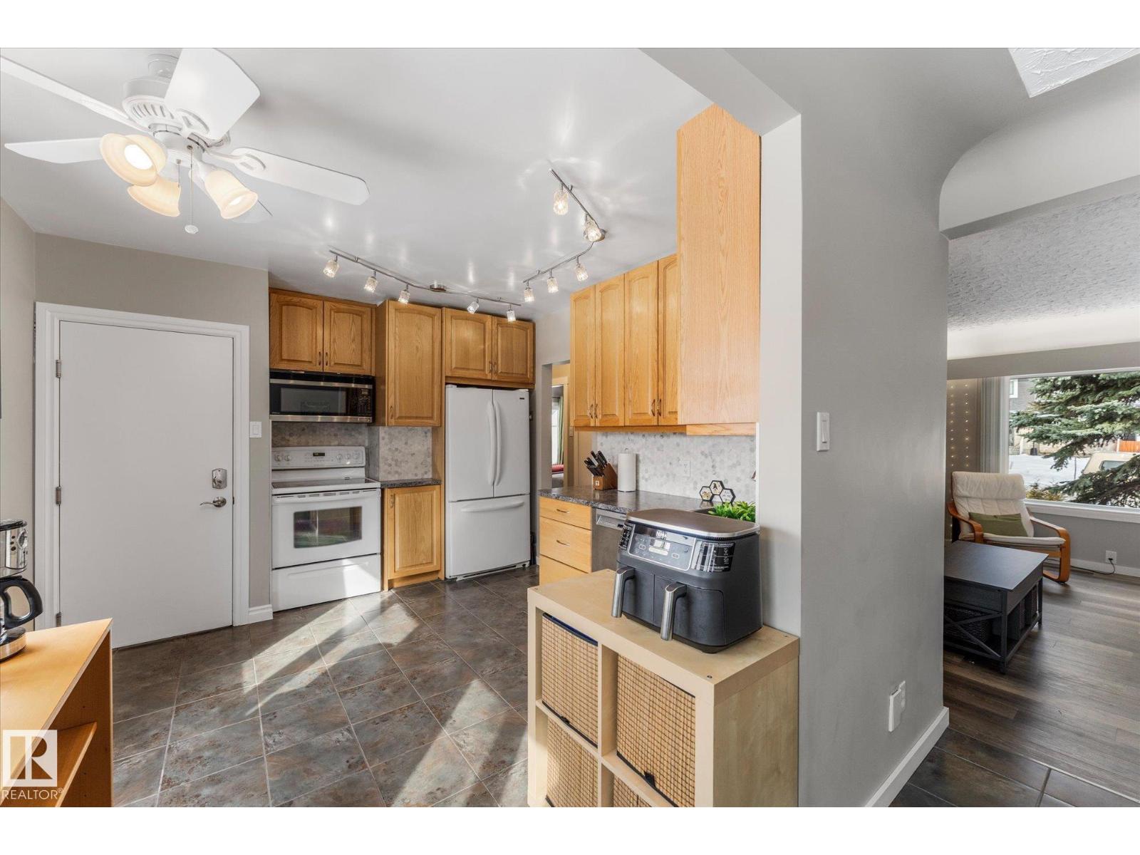 10920 132 ST NW, Edmonton