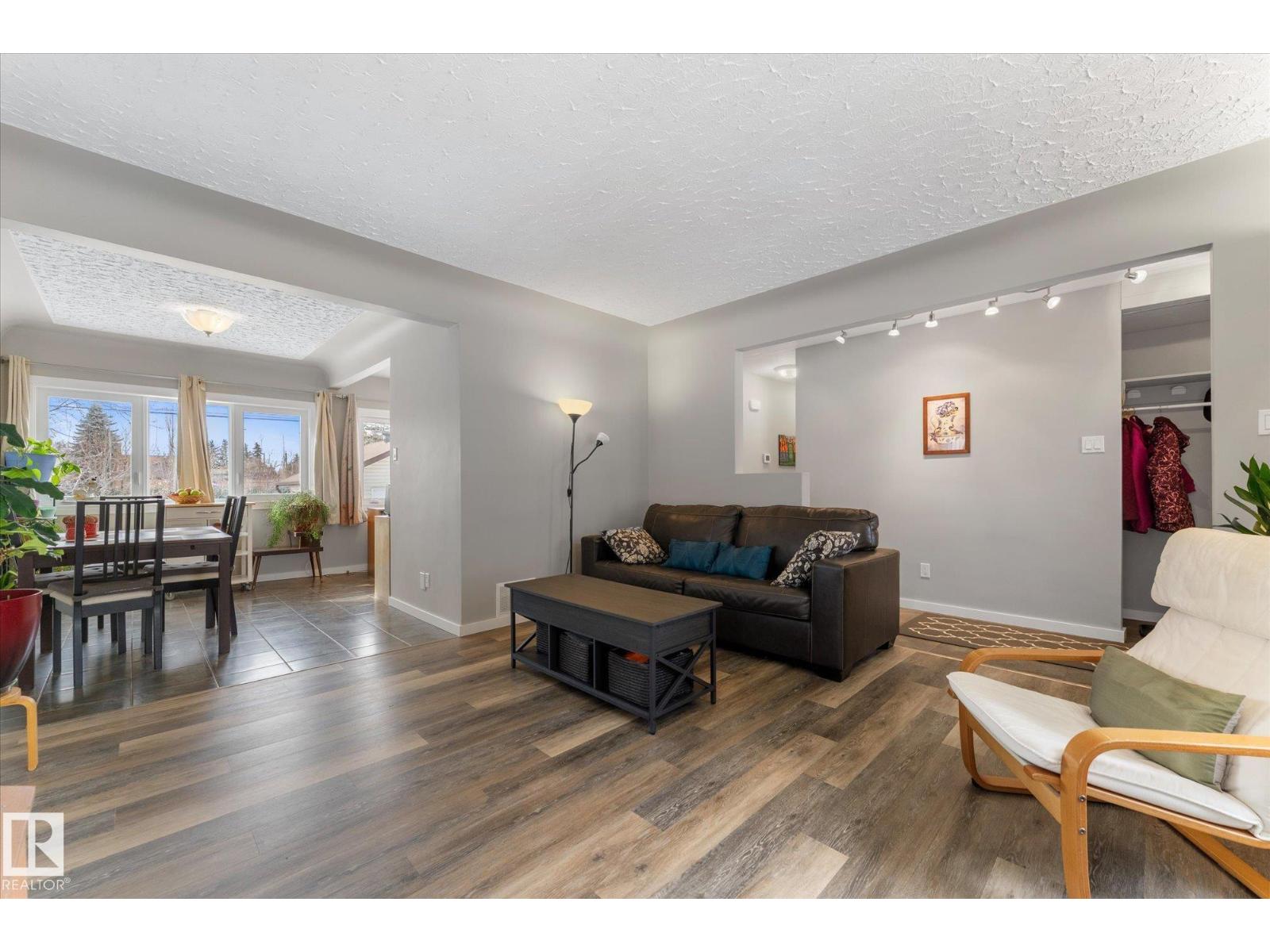 10920 132 ST NW, Edmonton