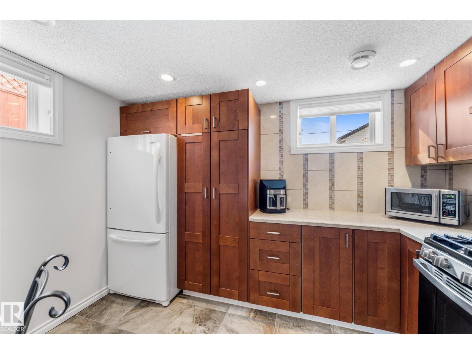 10920 132 ST NW, Edmonton