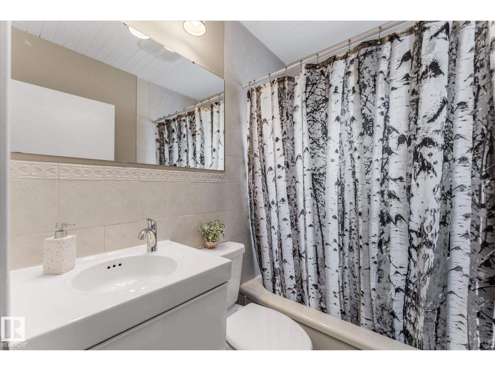 10920 132 ST NW, Edmonton