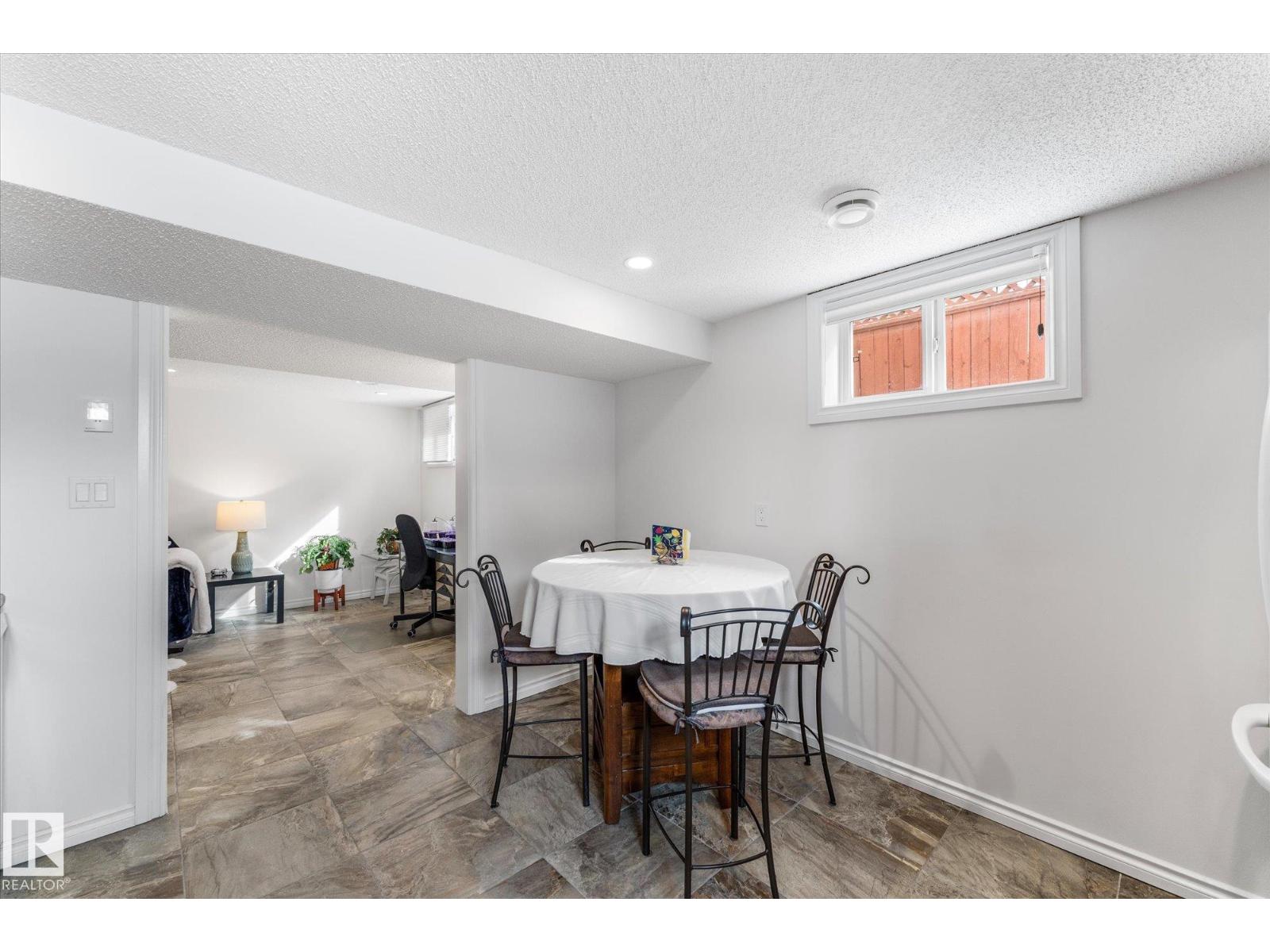 10920 132 ST NW, Edmonton