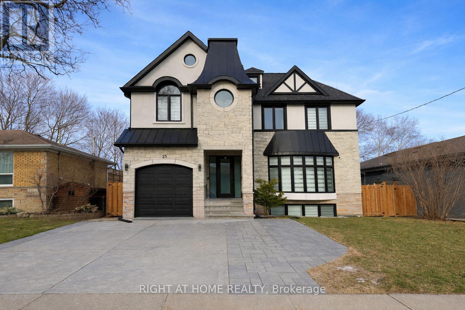 Listing photo of LOWER - 25 DUFFIELD ROAD E