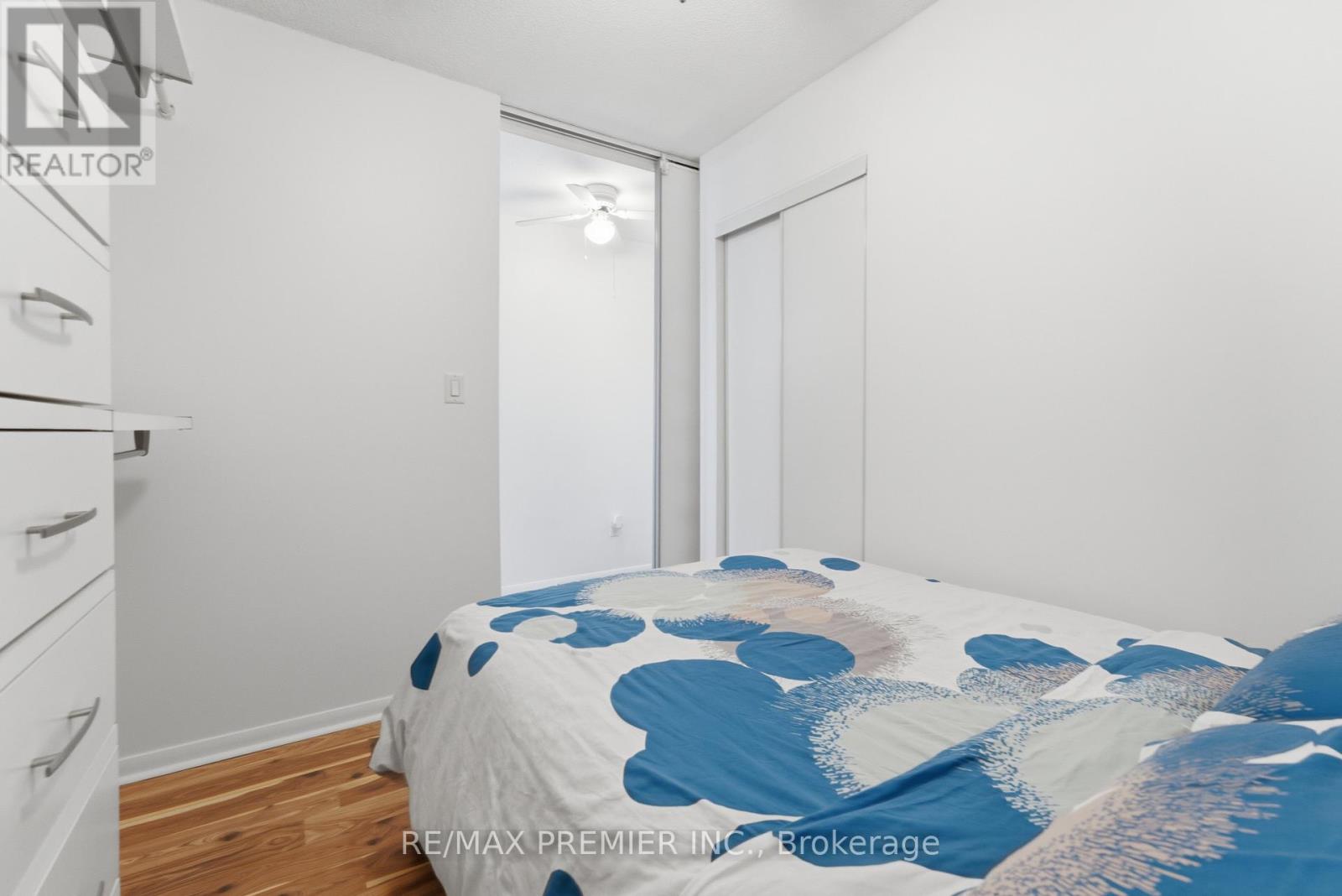 #815 2464 WESTON ROAD - 10