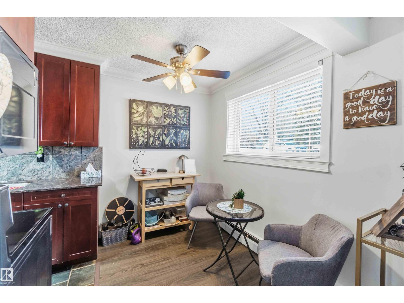 #111 10225 117 ST NW, Edmonton