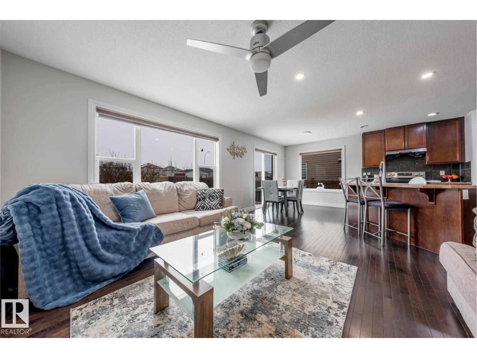 3230 22A Ave Nw NW, Edmonton