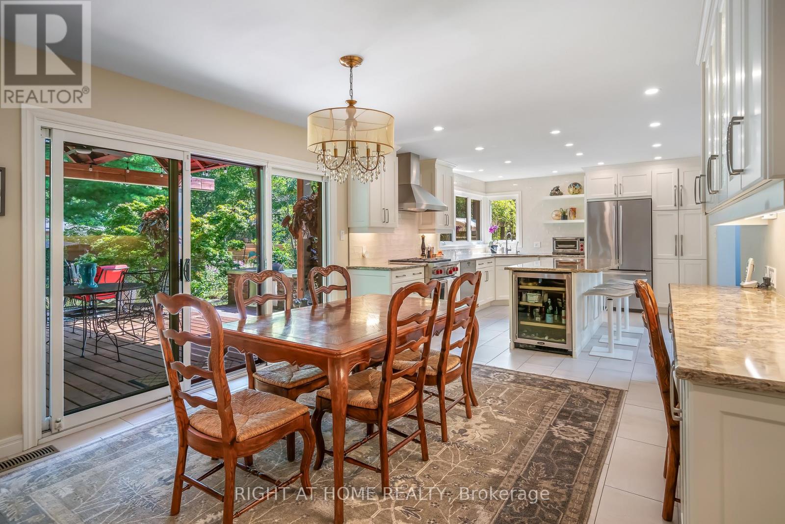 13 OAK DRIVE - 19