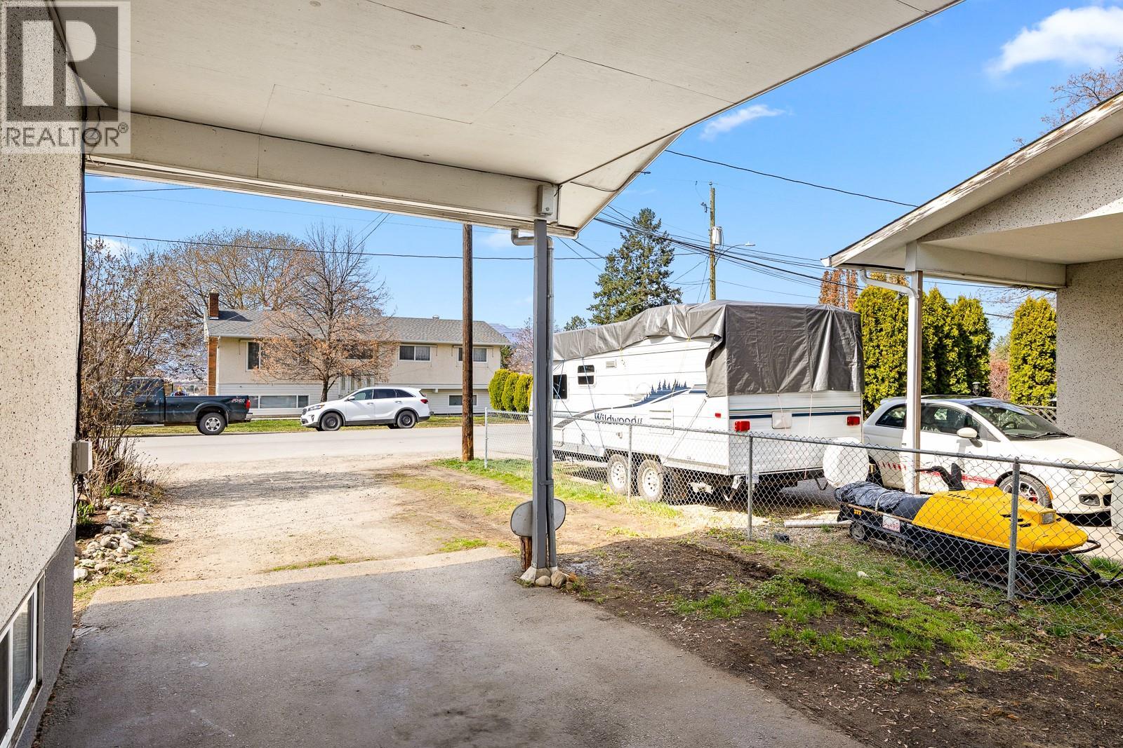 430A Holbrook Road W - 27