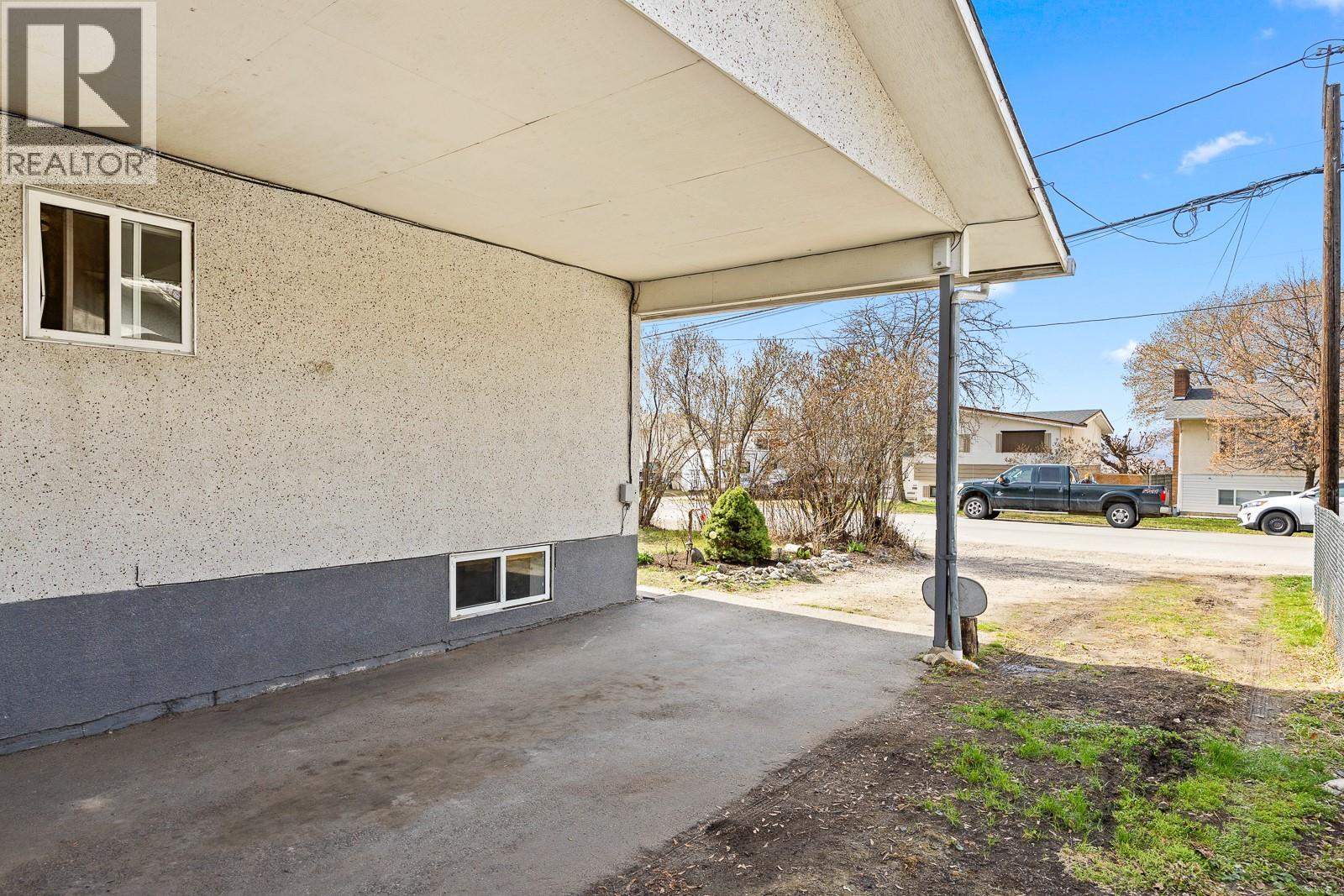 430A Holbrook Road W - 28