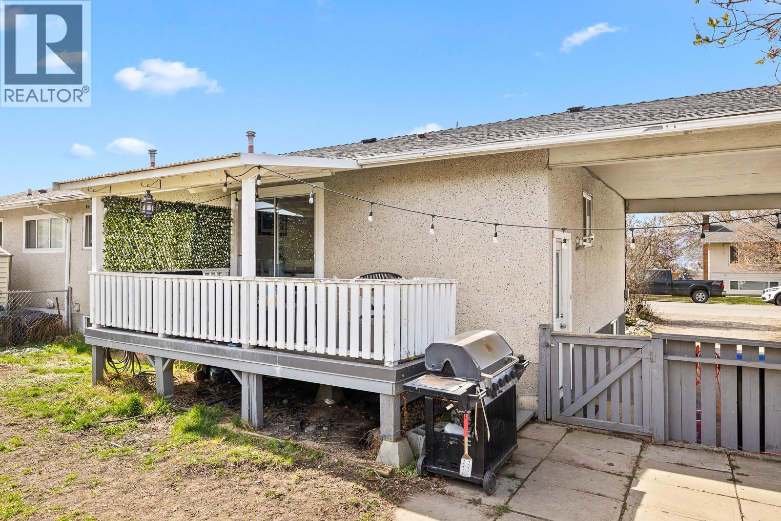 430A Holbrook Road W - 34