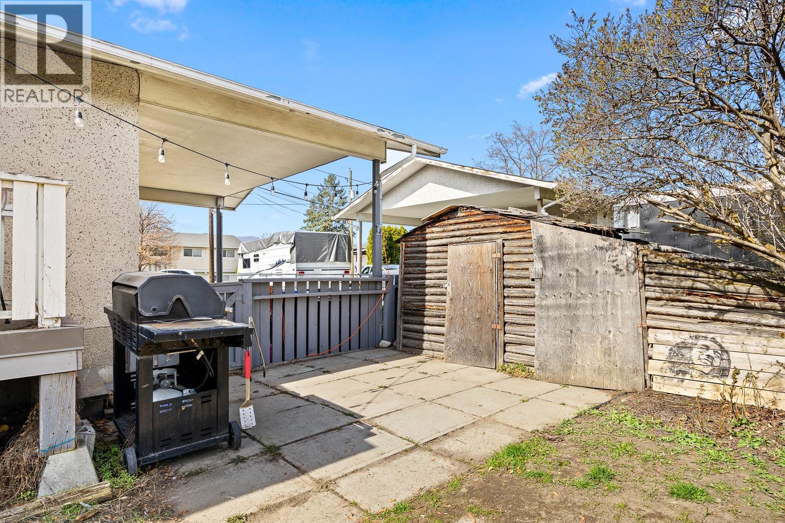 430A Holbrook Road W - 35