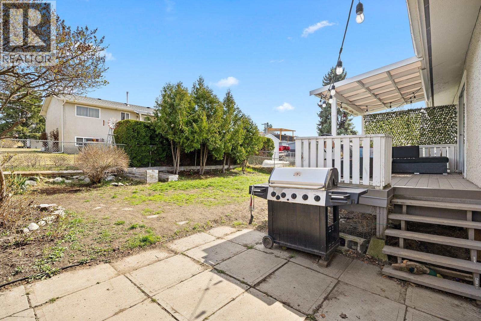 430A Holbrook Road W - 36
