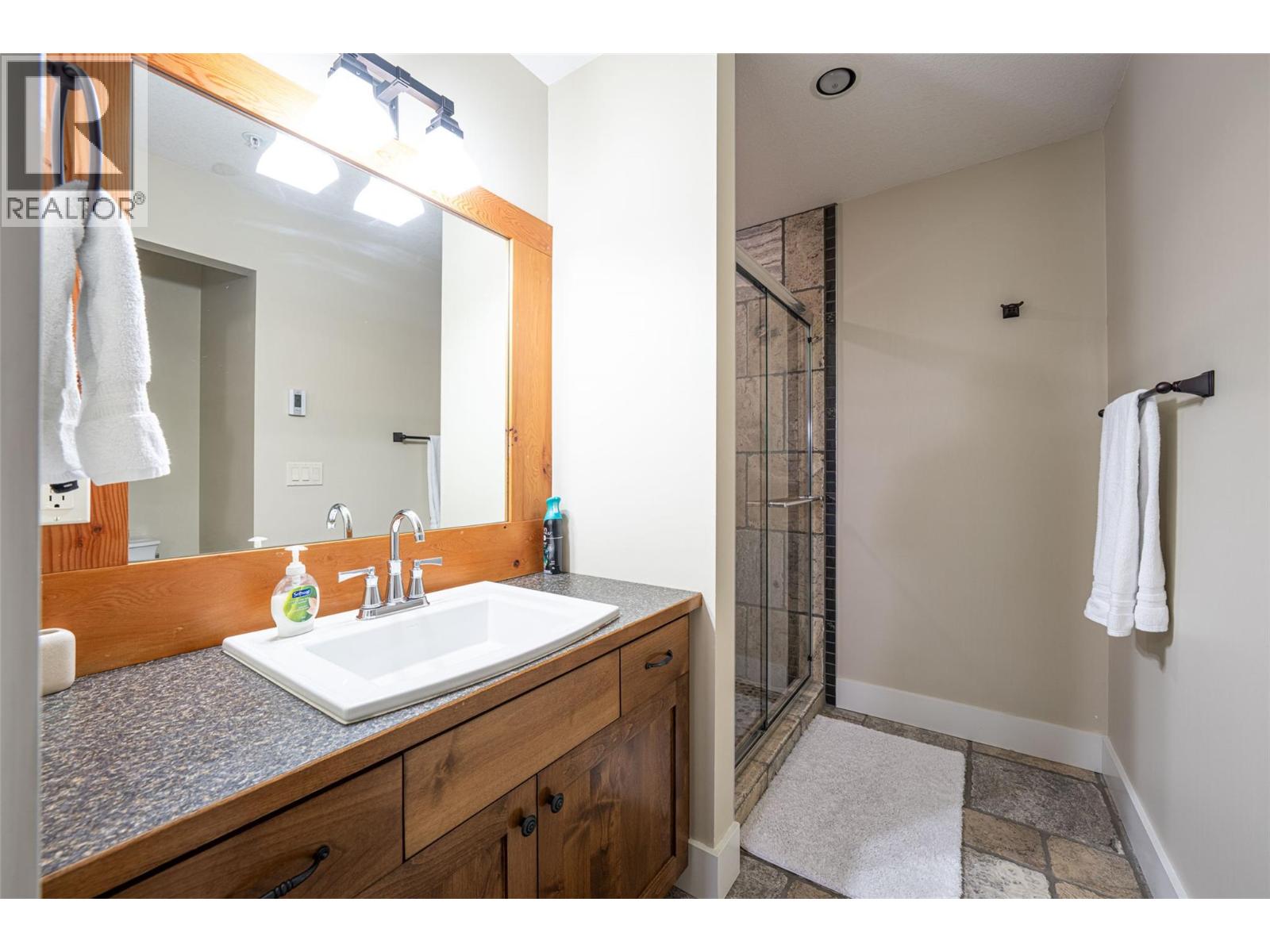 9826 Cathedral Drive, Silver Star