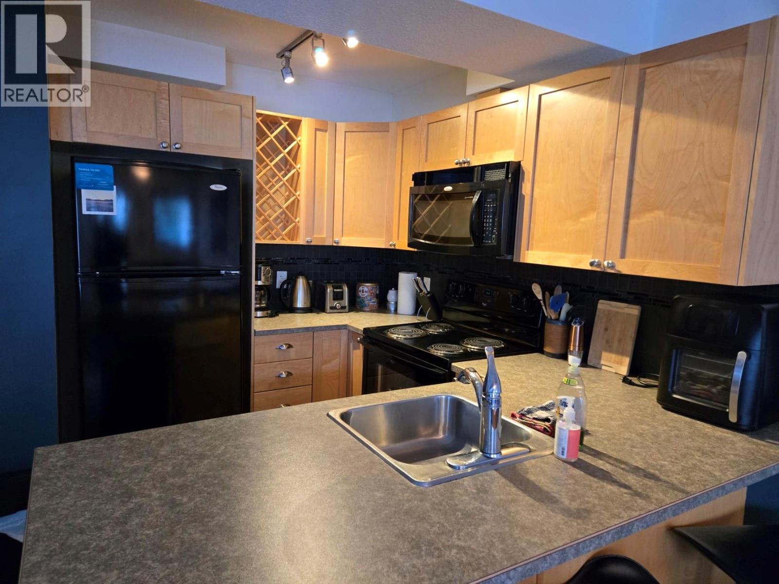 2030 PANORAMA Drive Unit# 310, Panorama