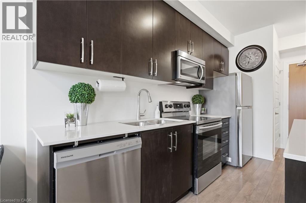 #106 1105 LEGER WAY - 14