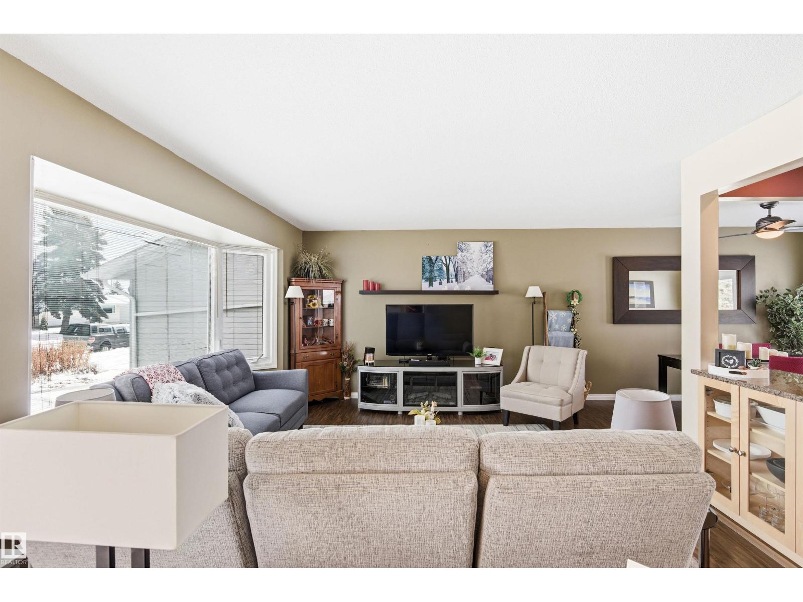 5328 105B ST NW, Edmonton