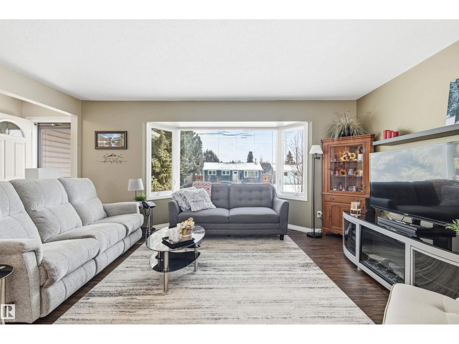 5328 105B ST NW, Edmonton