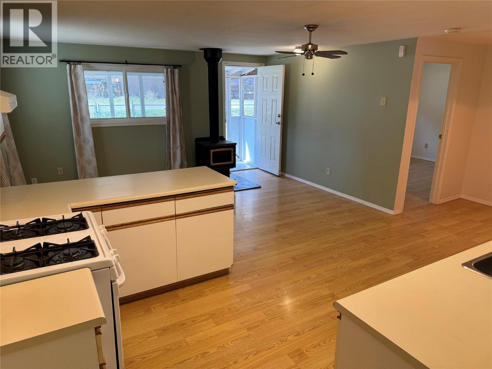 1483 Main Street, Olalla