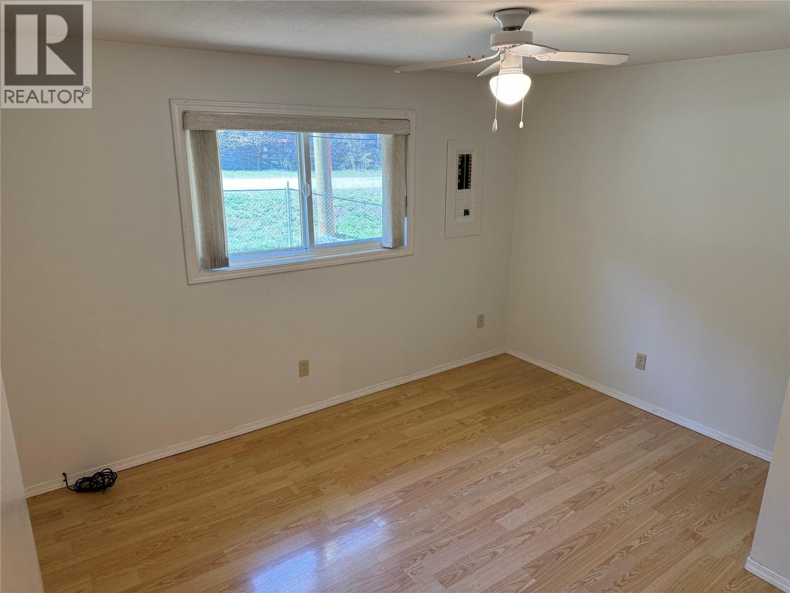 1483 Main Street, Olalla