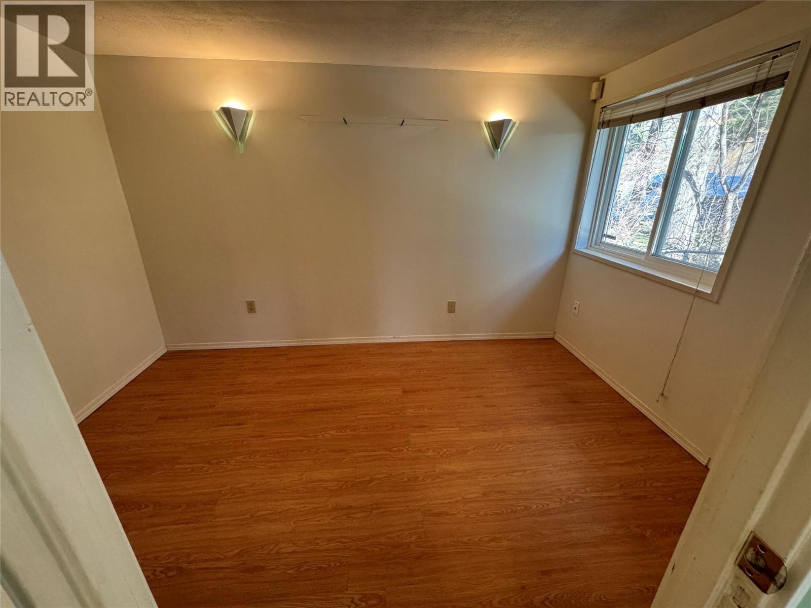 1483 Main Street, Olalla