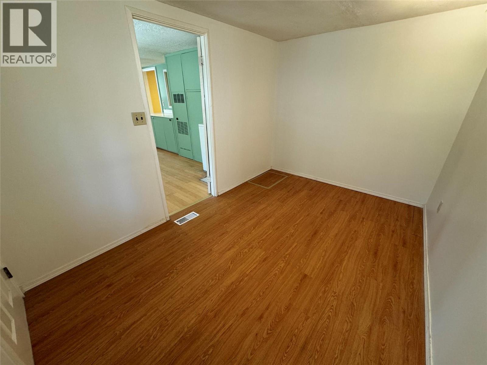 1483 Main Street, Olalla