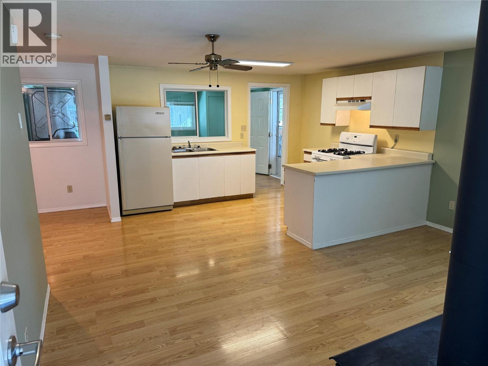 1483 Main Street, Olalla