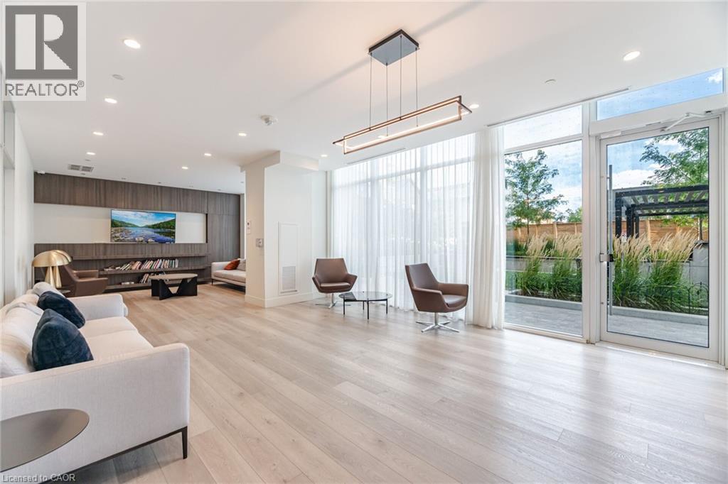 #208 1787 ST CLAIR AVENUE W - 16