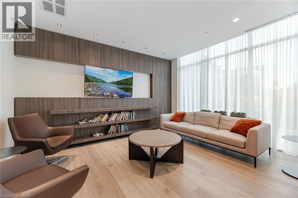 #208 1787 ST CLAIR AVENUE W - 18