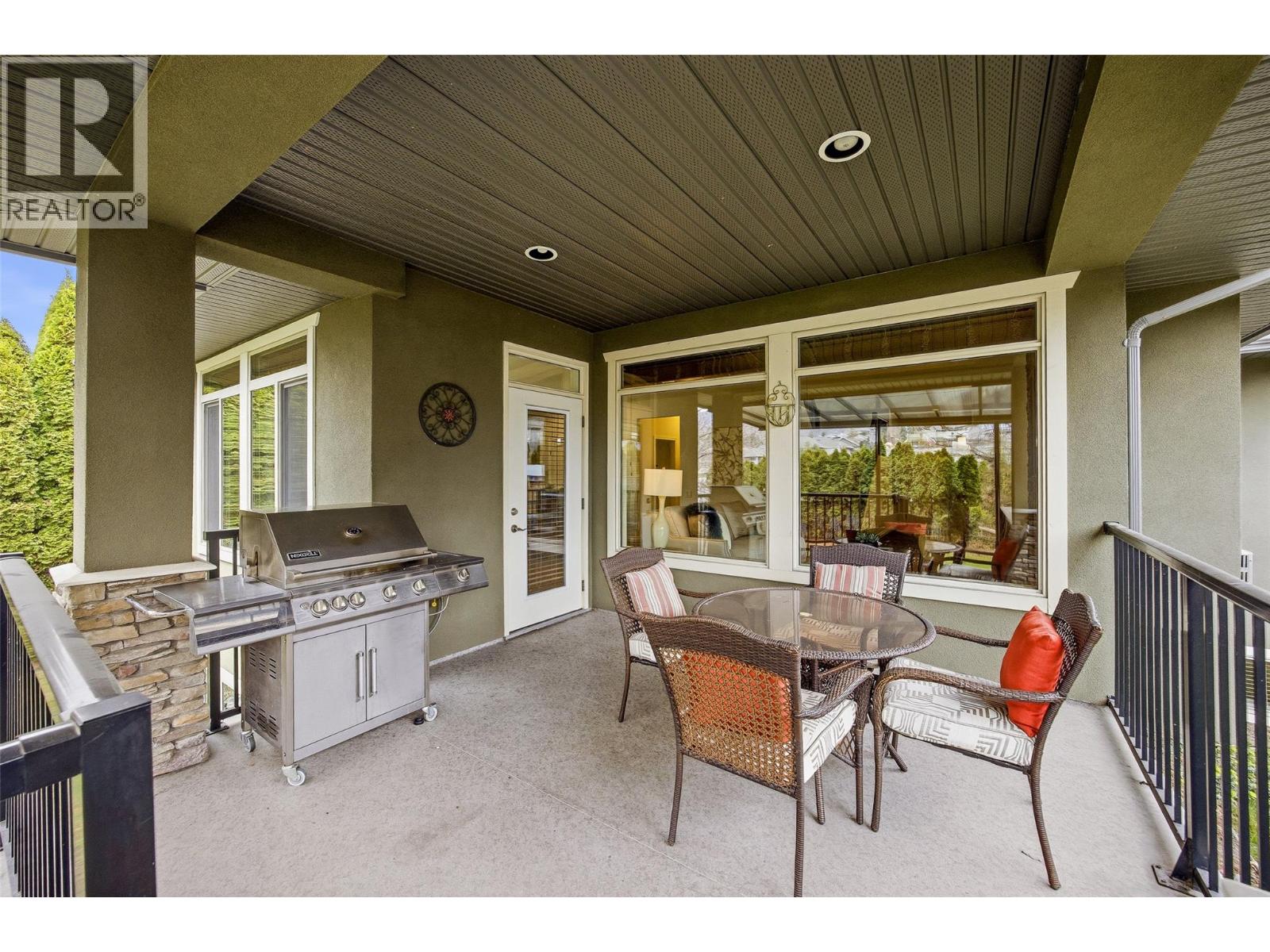  647 Peridot Place, Kelowna