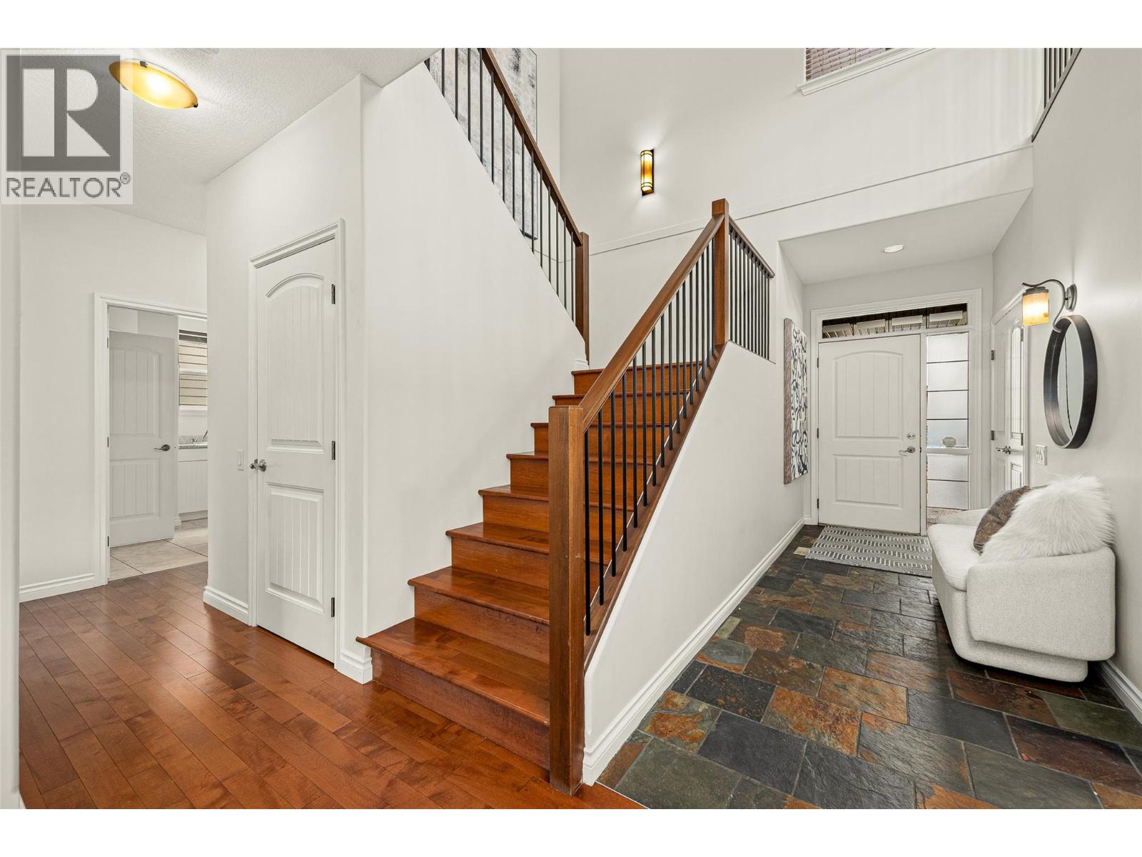  647 Peridot Place, Kelowna