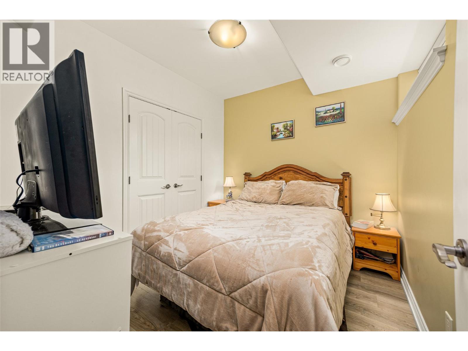  647 Peridot Place, Kelowna