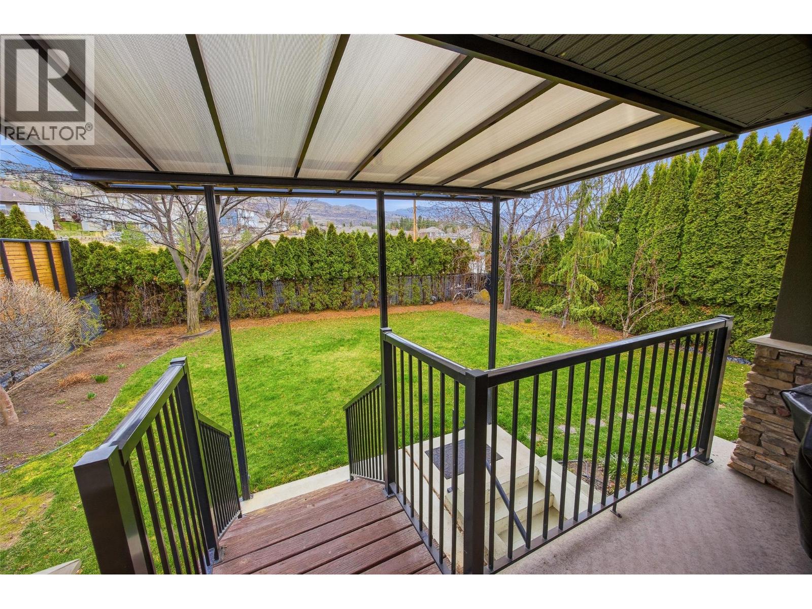  647 Peridot Place, Kelowna