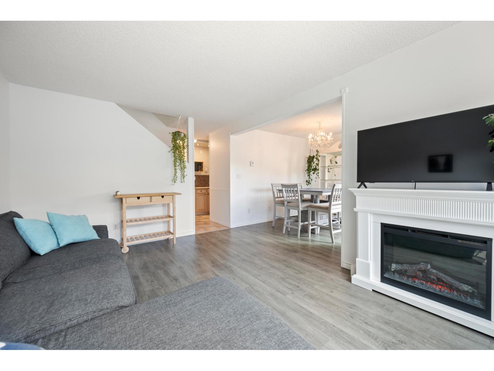 291 27411 28TH AVENUE, Langley