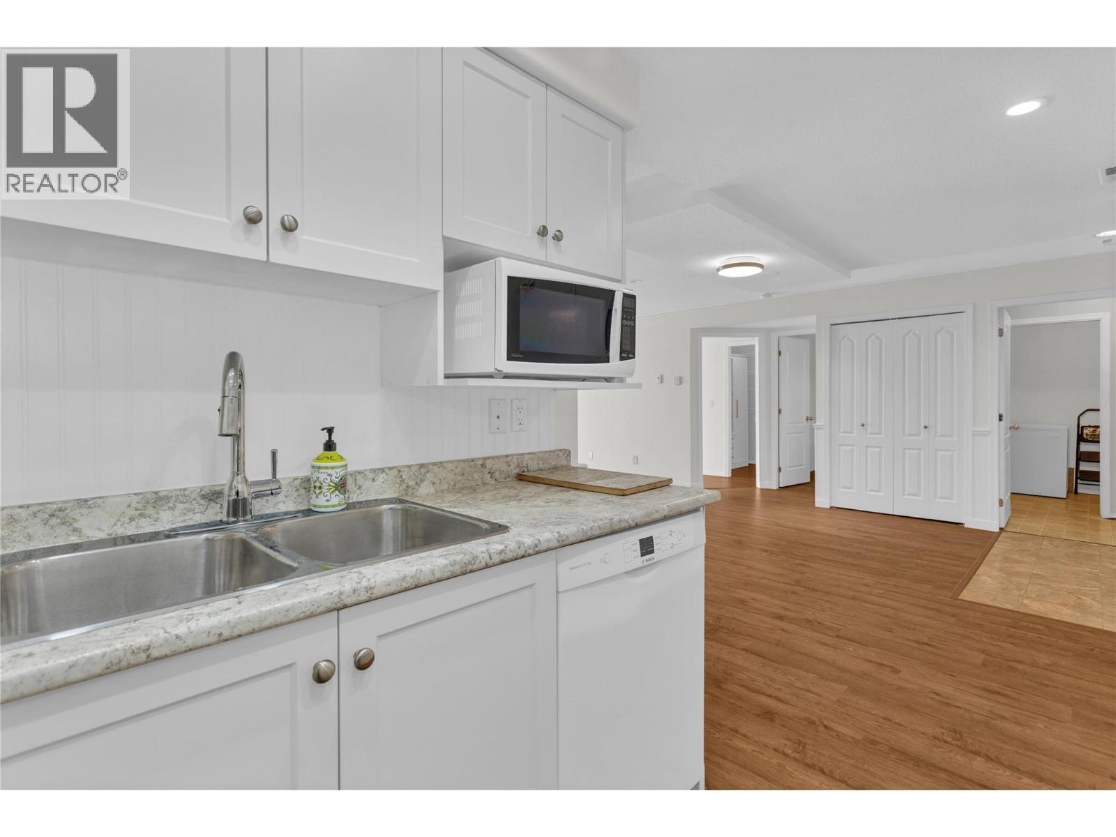 1965 Durnin Road Unit# 111, Kelowna