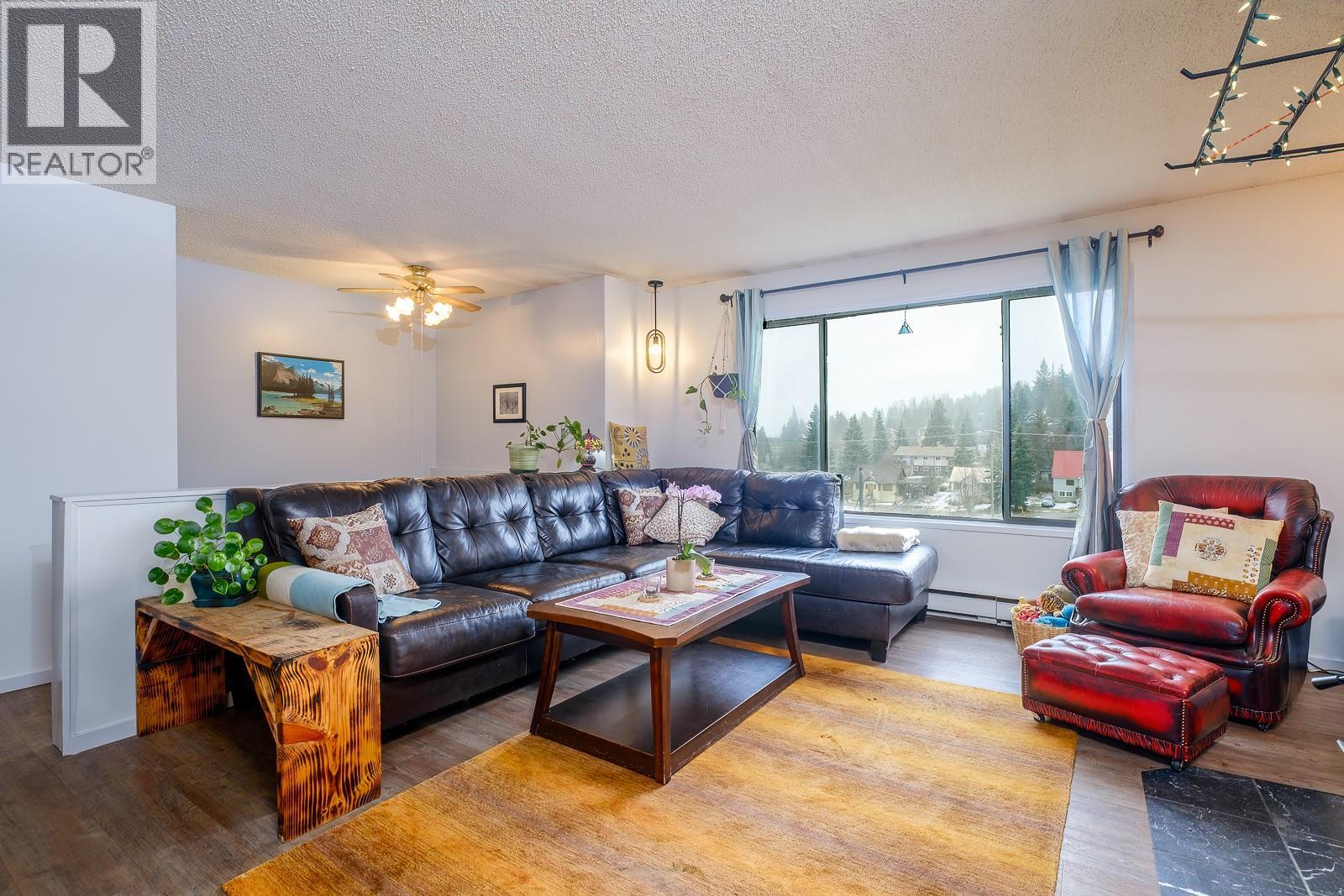 1730 Kootenay Avenue, Rossland