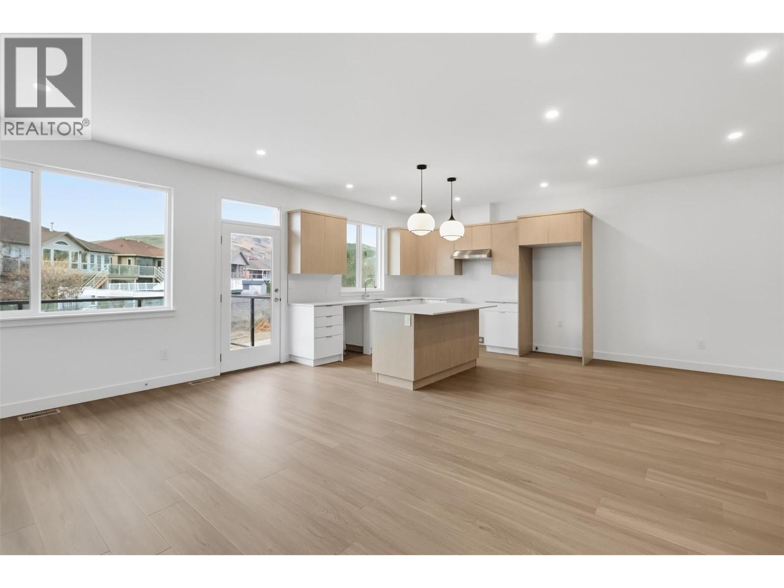 2050 Grasslands Boulevard Unit# 137, Kamloops